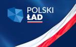Niebieskie tło. W lewym górnym rogu zarys Polski. Napis Polski Ład, po prawej flaga Polski.